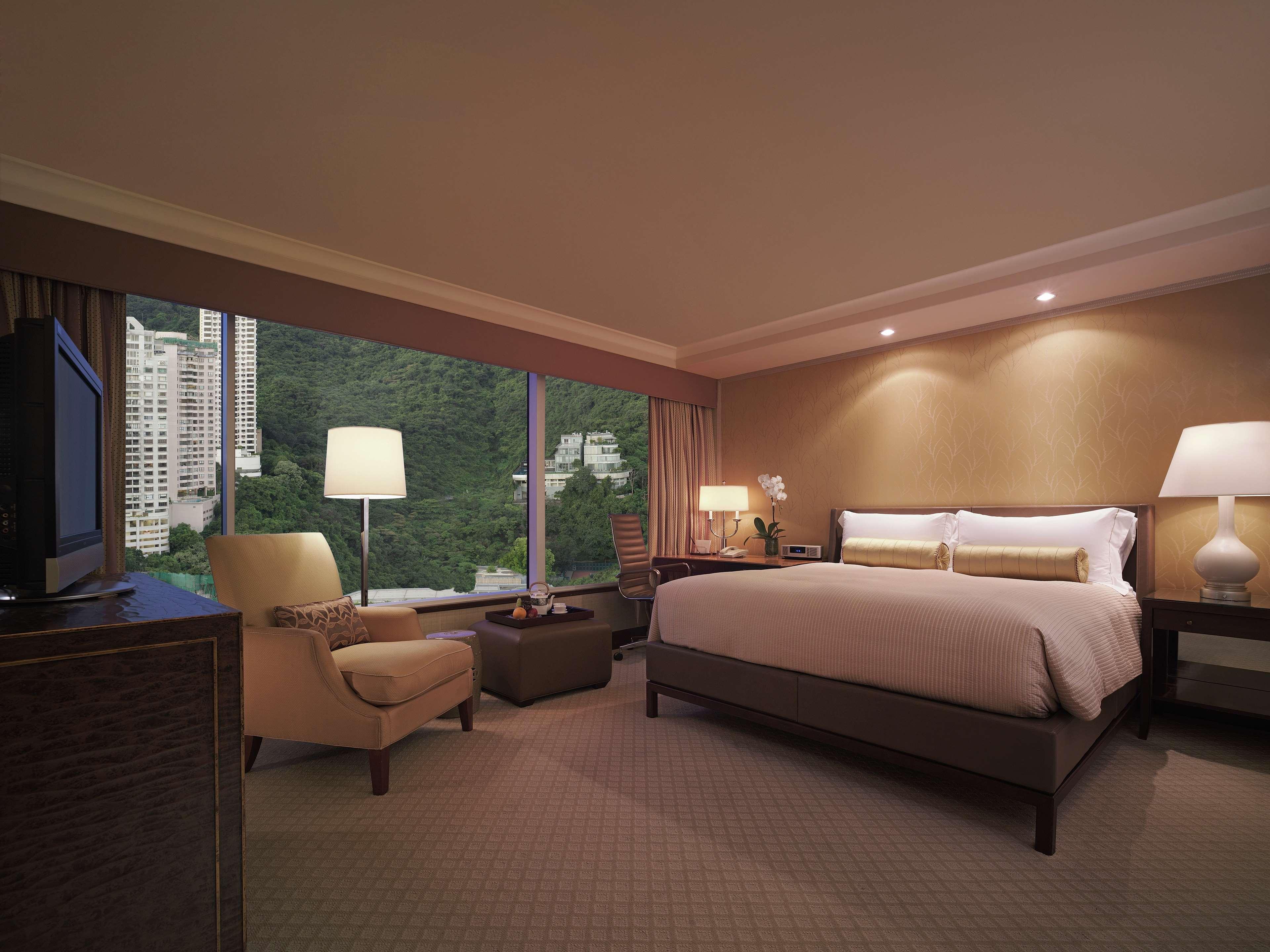 Conrad Hotel 5*