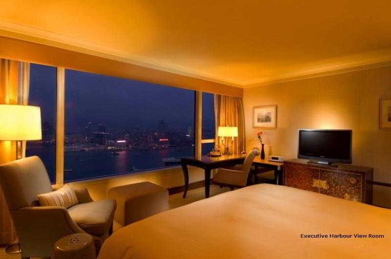Отель Conrad 5*